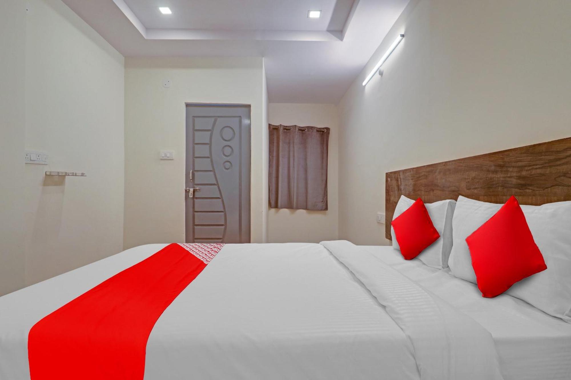 Hotel O R Square Bn Reddy Sururnagar Ngoại thất bức ảnh